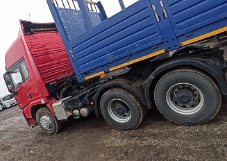 Shacman (Shaanxi) 6×4 SX42584V324