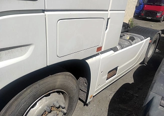Foton Auman EST A H5 4×2 BJ4189SLFKA