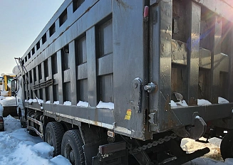 Shacman (Shaanxi) 8×4 SX331863366