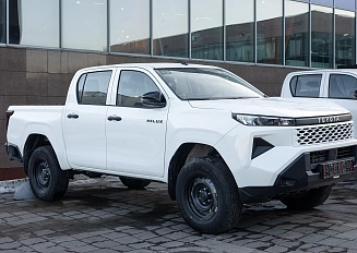Toyota Hilux IX