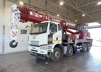 Галичанин КС-55721-7В-1 Комсомолец на шасси FAW 3310