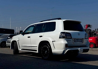 Lexus LX 570