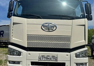 FAW J6 8×4 CA3310P66K24T4E5