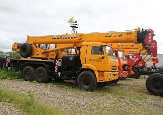 Галичанин КС-55729-5В-3 на шасси КАМАЗ 43118