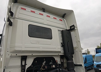 Foton Auman EST A H5 4×2 BJ4189SLFKA