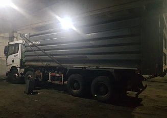 Shacman (Shaanxi) 8×4 SX33186T366C