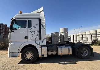 Sitrak C7H 4×2 ZZ4186V391HE