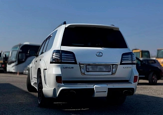 Lexus LX 570