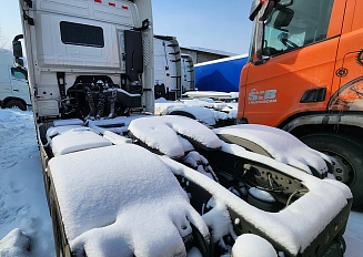 Foton Auman EST A H5 4×2 BJ4189SLFKA