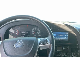 Sitrak C7H 4×2 ZZ4186V391HE