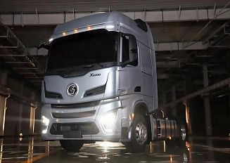 Shacman (Shaanxi) SX4188YY381