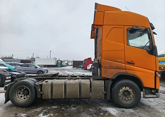 Тягач седельный Volvo FH-TRUCK 4X2