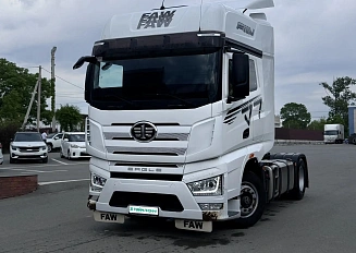 FAW J7
