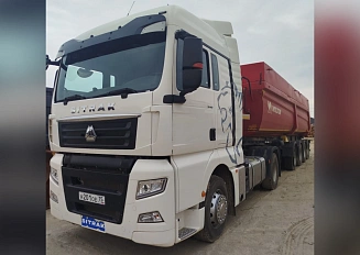 Sitrak C7H 4×2 ZZ4186V361HE