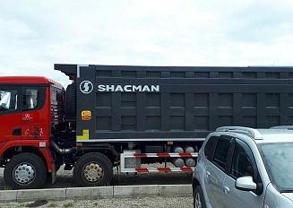 Shacman SX33186T366