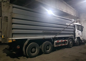 Shacman (Shaanxi) 8×4 SX33186T366C