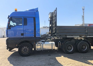 Sitrak C7H 6×4 ZZ4256V364HE