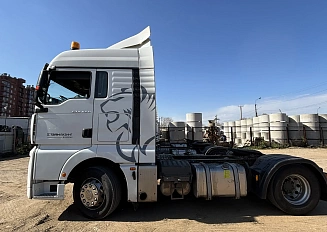 Sitrak C7H 4×2 ZZ4186V391HE