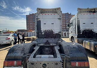 Sitrak C7H 4×2 ZZ4186V391HE