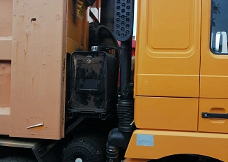 Shacman (Shaanxi) 8×4 SX33186T366